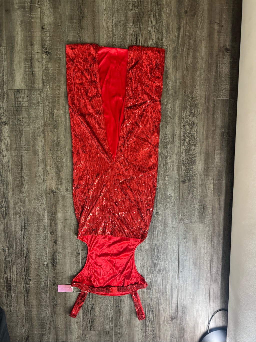 Lavish Ivy Red Sequin Backless Maxi Dress Luxury Size Small — image 7 of 8